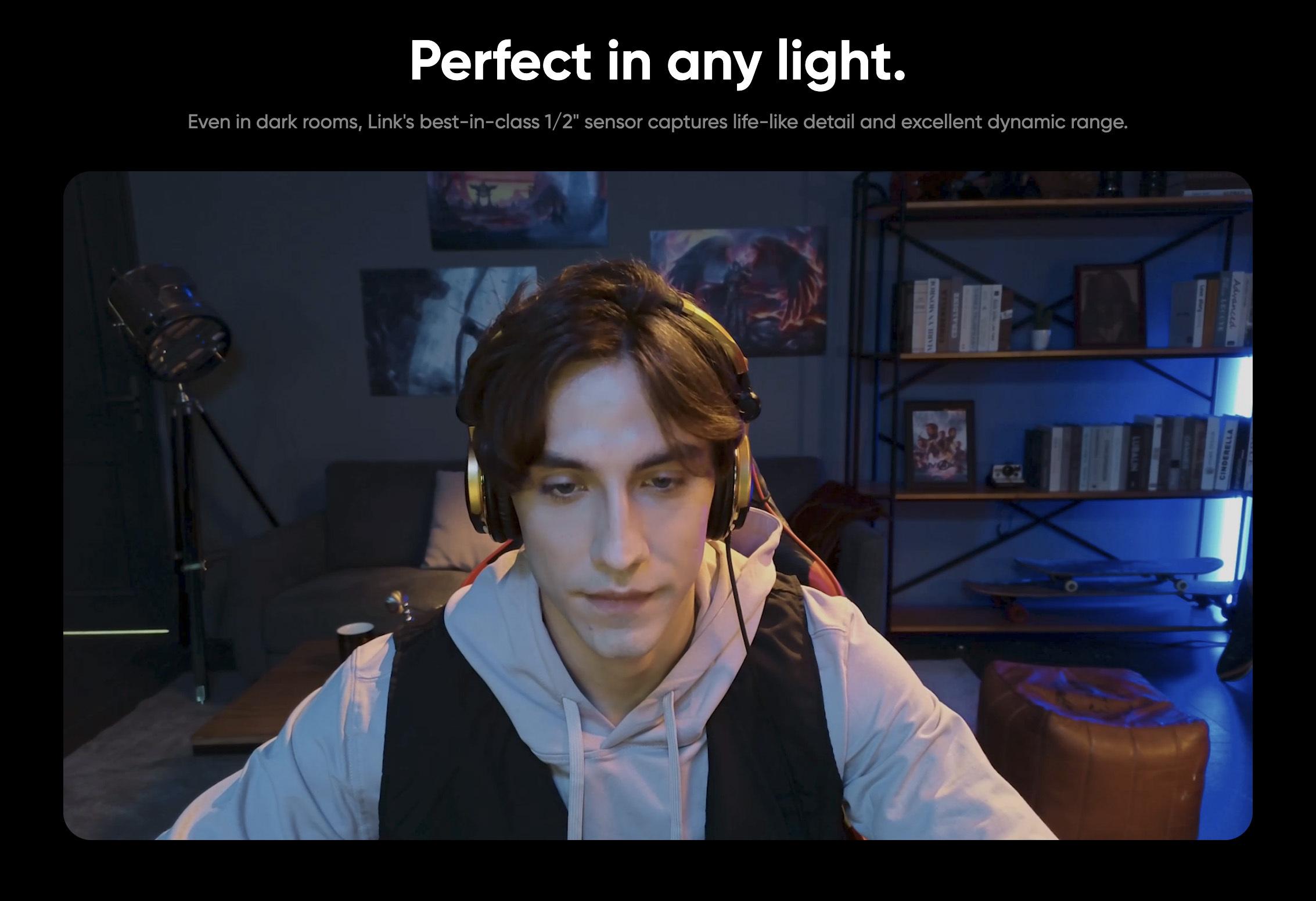 Insta360 Link dark