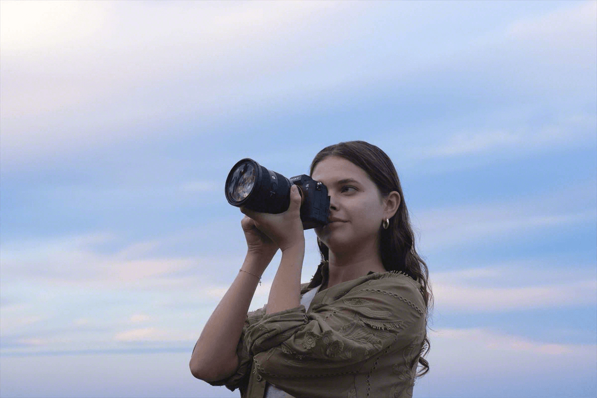 Thumbnail CX76800 SEL2470 GM2 DSC01769 R Mid Copy