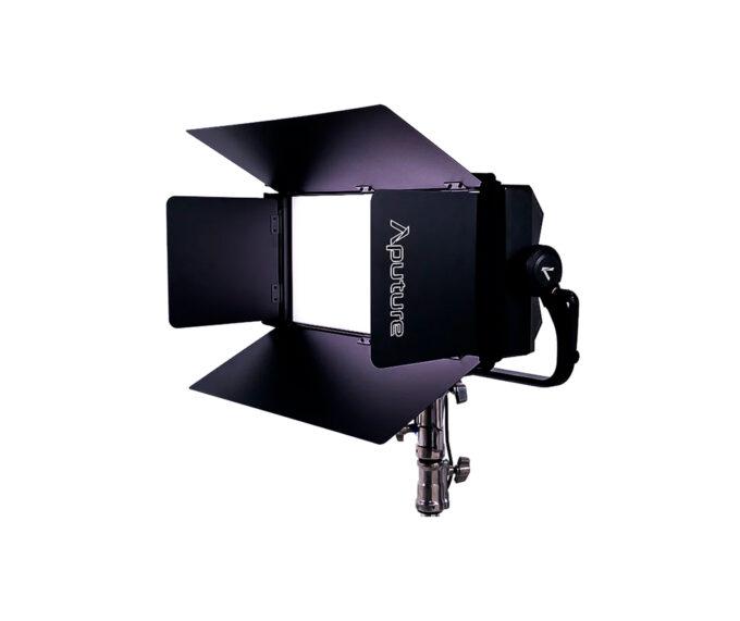 Aputure Nova P600c Barndoors