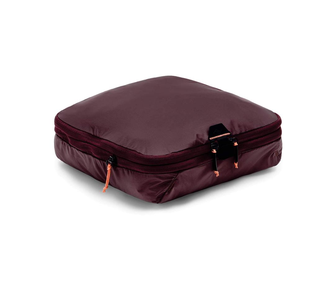 Cascade Packing Cube Cathay Photo | Peak Design Packing Cube Medium (Eclipse)