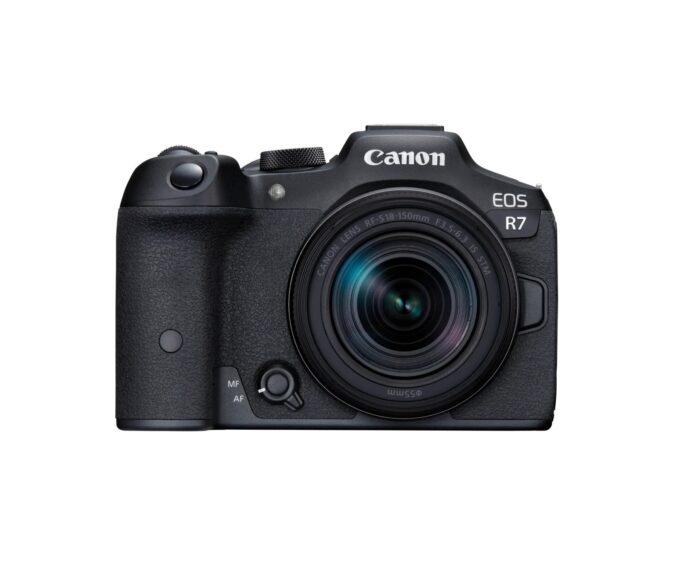 Canon EOS R7 Body with RF-S18-150mm f/3.5-6.3 IS STM